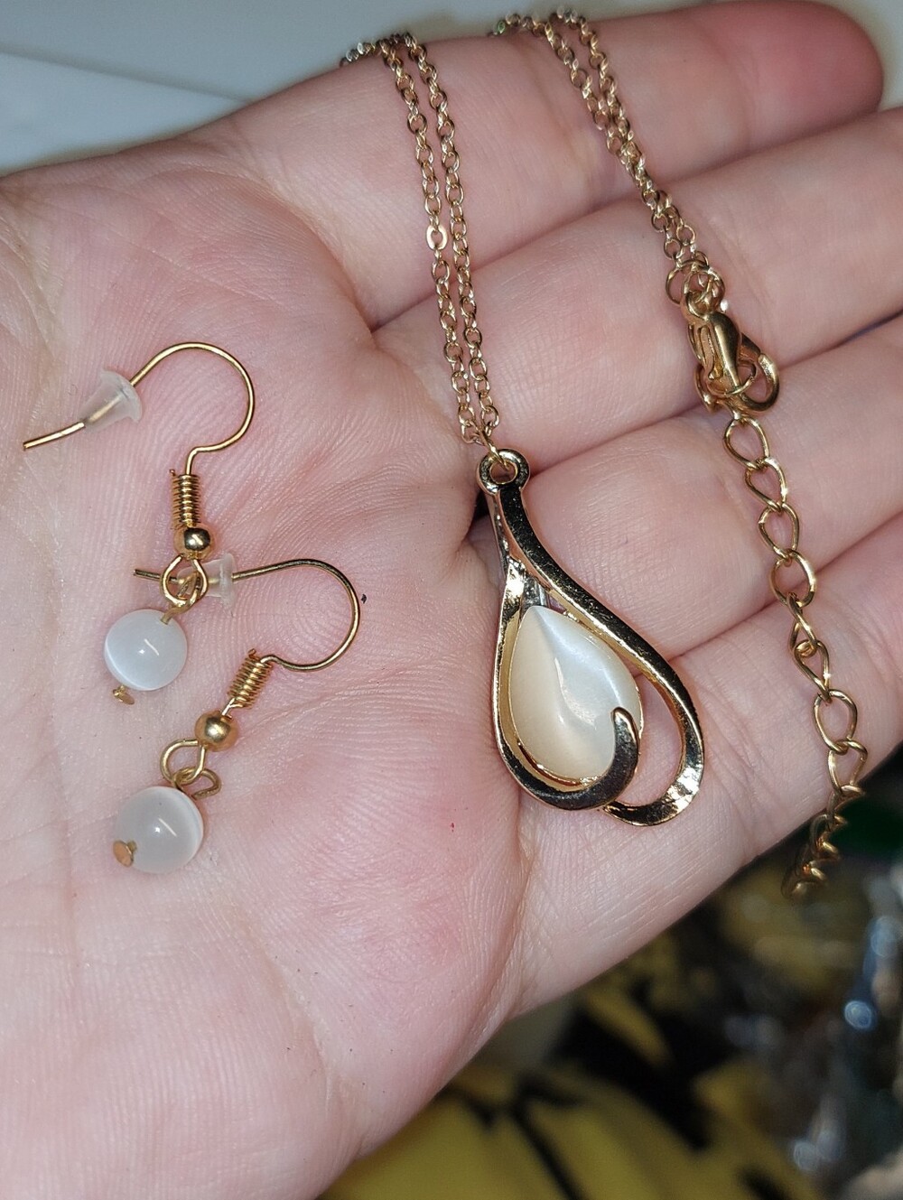Gold-Tone Teardrop Pendant Necklace and Bead Drop Cateye Earrings - White Accent